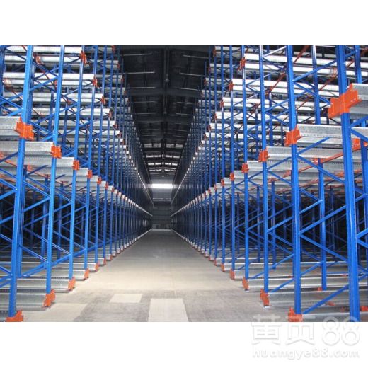 上海道路貨物運輸 現(xiàn)代化物流體系的核心動脈